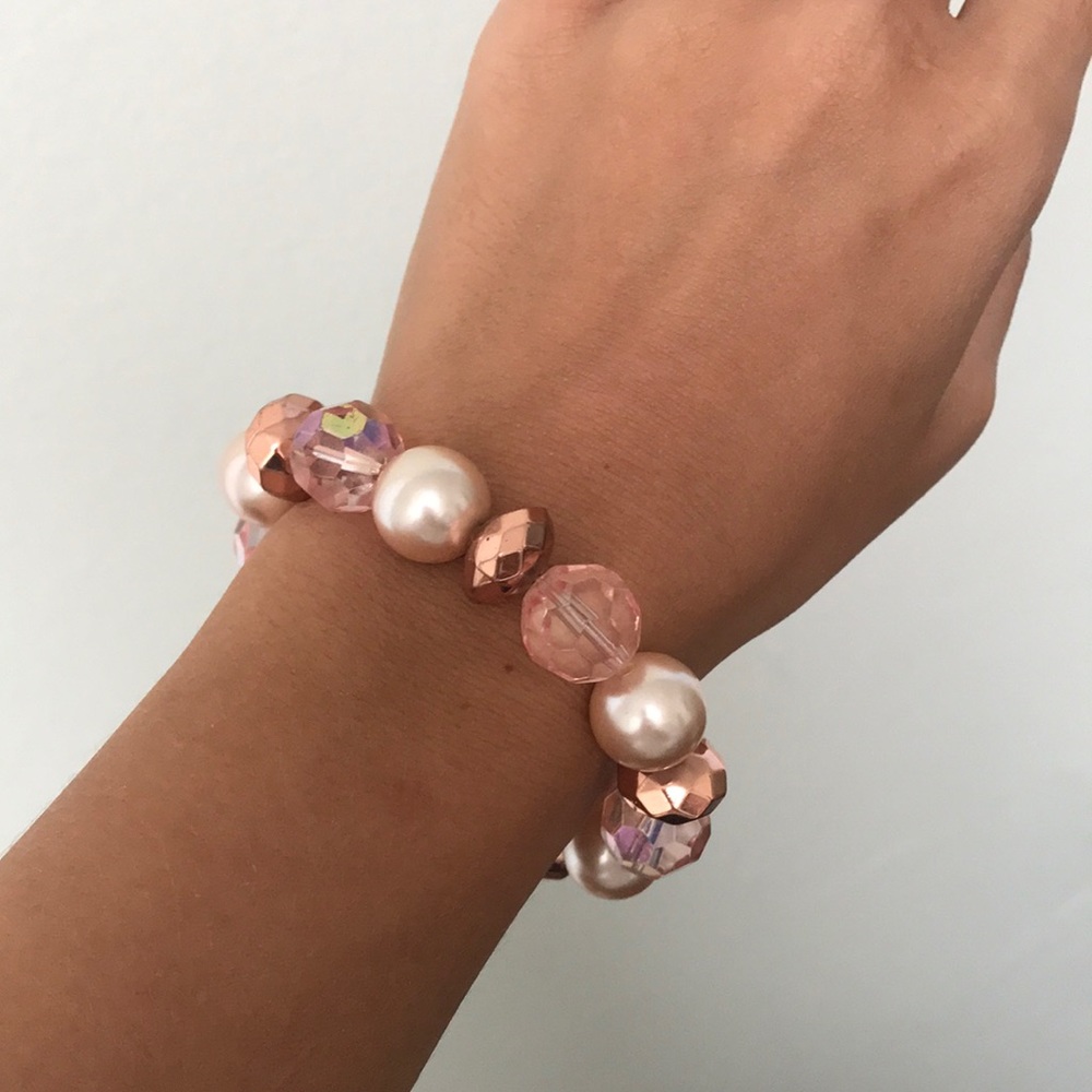 Pink beaded bracelet